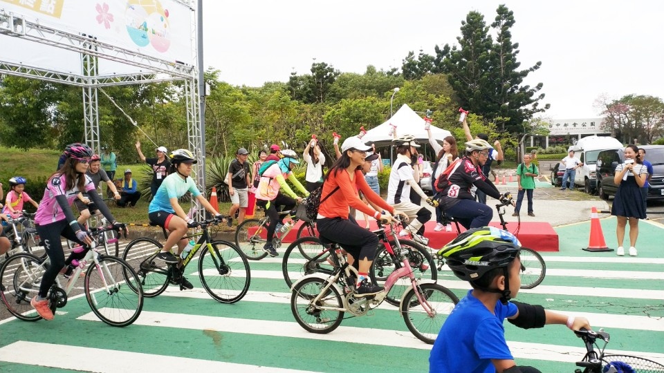 台中自行車嘉年華推陳出新　首創單車結合路跑挑戰　。(記者劉秝娟翻攝)